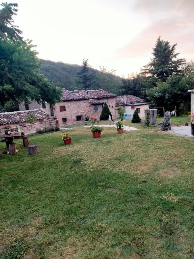 Il Giardino Dei Sogni Bed & Breakfast Montefortino Exterior photo